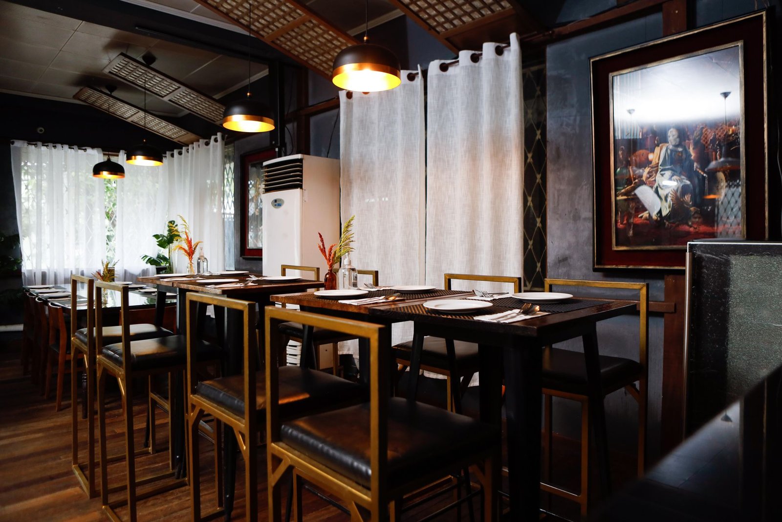 Delgado 112 dining area